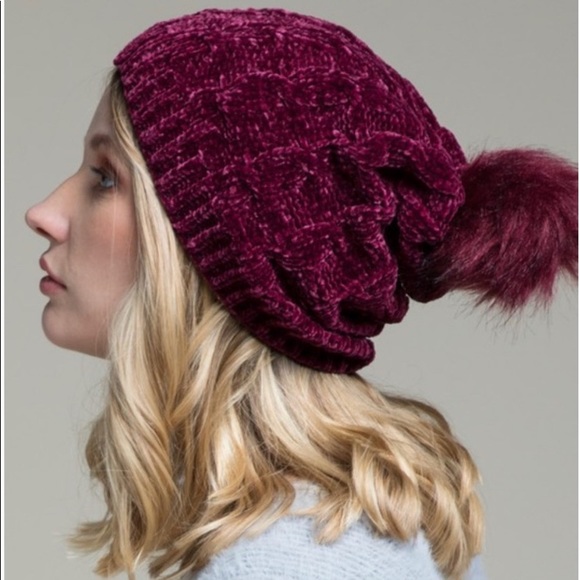 Someday Blush Accessories - 💐Chenille Cable Knit with Faux Fur PomPom Beanie